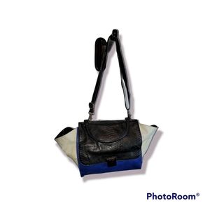 Cosmopolitan, adjustable strap, crossbows, shoulder bag, oversized clutch